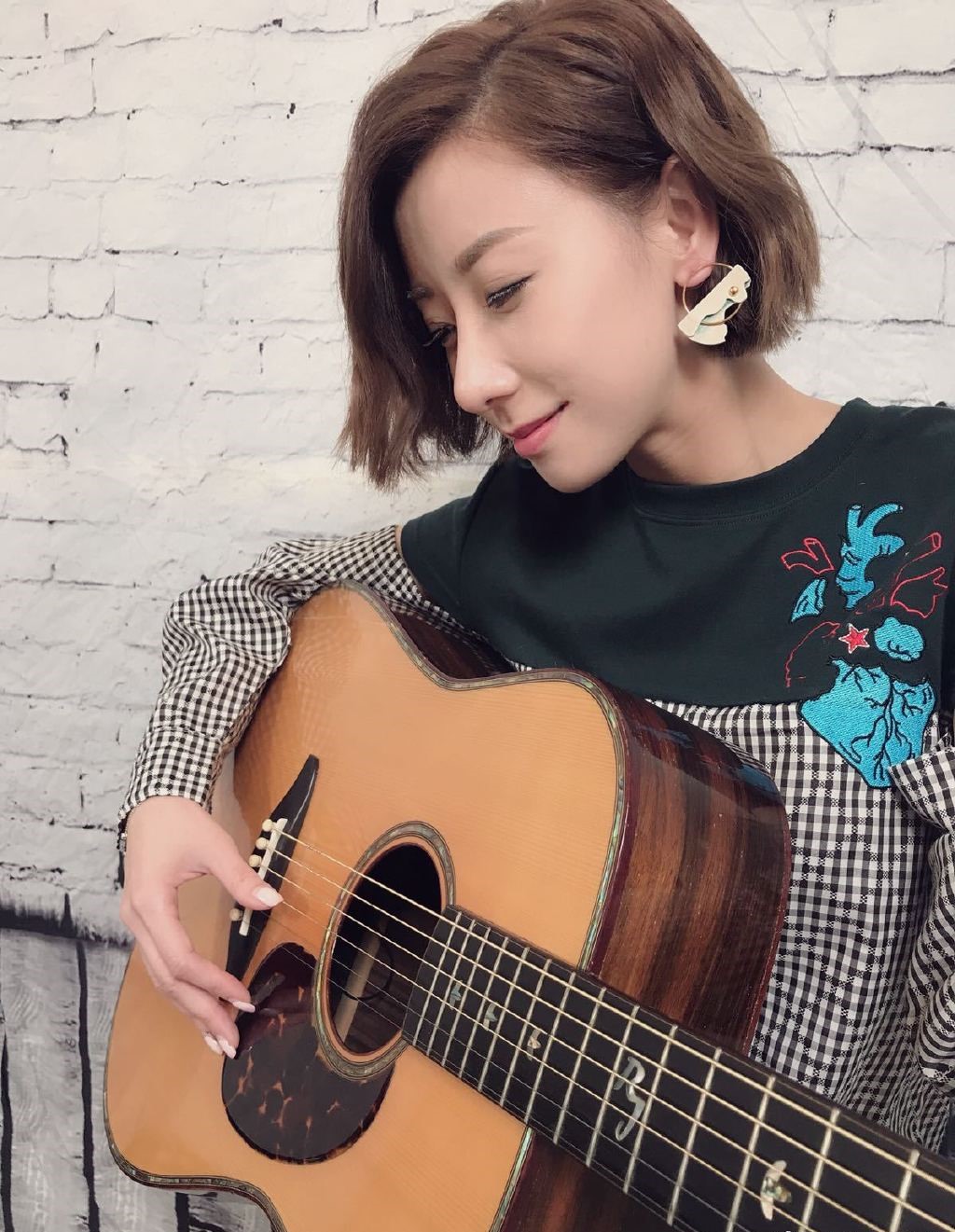  p>《无心恋唱》是泳儿演唱歌曲. /p>