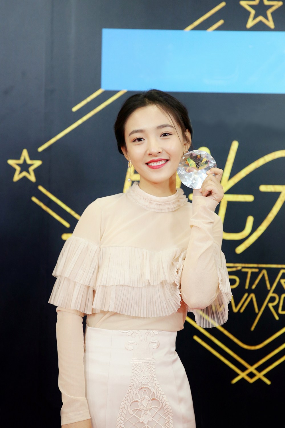 吴倩
