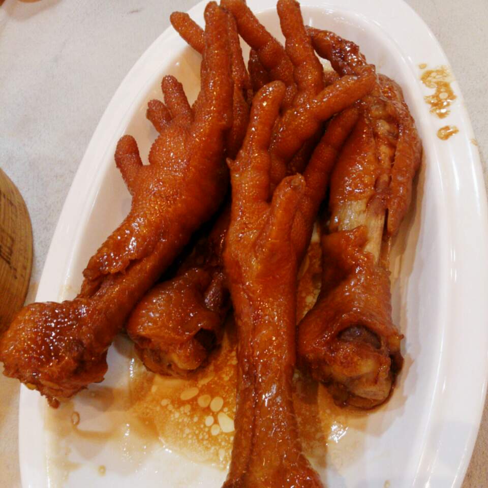  p>家常酱凤爪, b>主料 /b> a target="_blank" href="/item/鸡爪