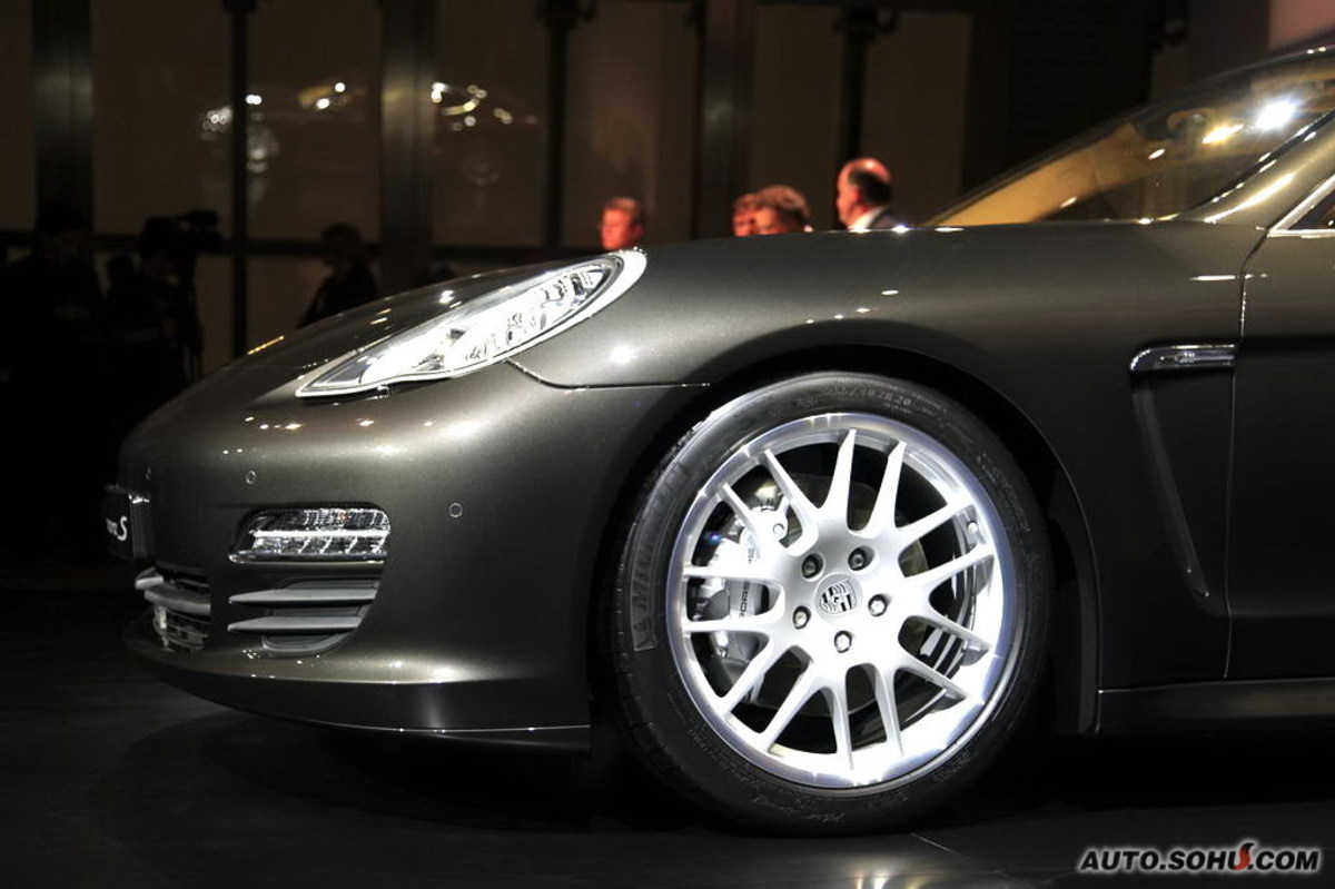 保时捷 panamera