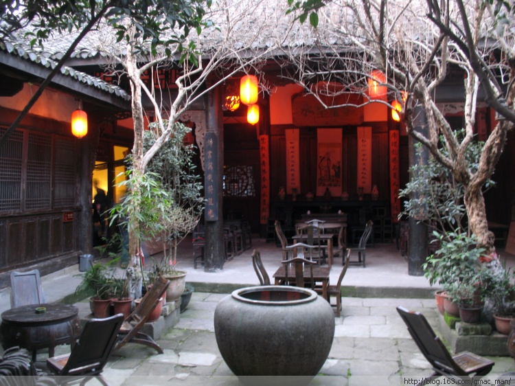  p data-id="gnbzqw6b76"> b>李家大院 /b>是清至民国时期 a target="