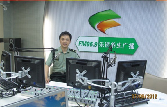 正式上线,由 a target="_blank" href="/item/华语电台联盟/16500014"