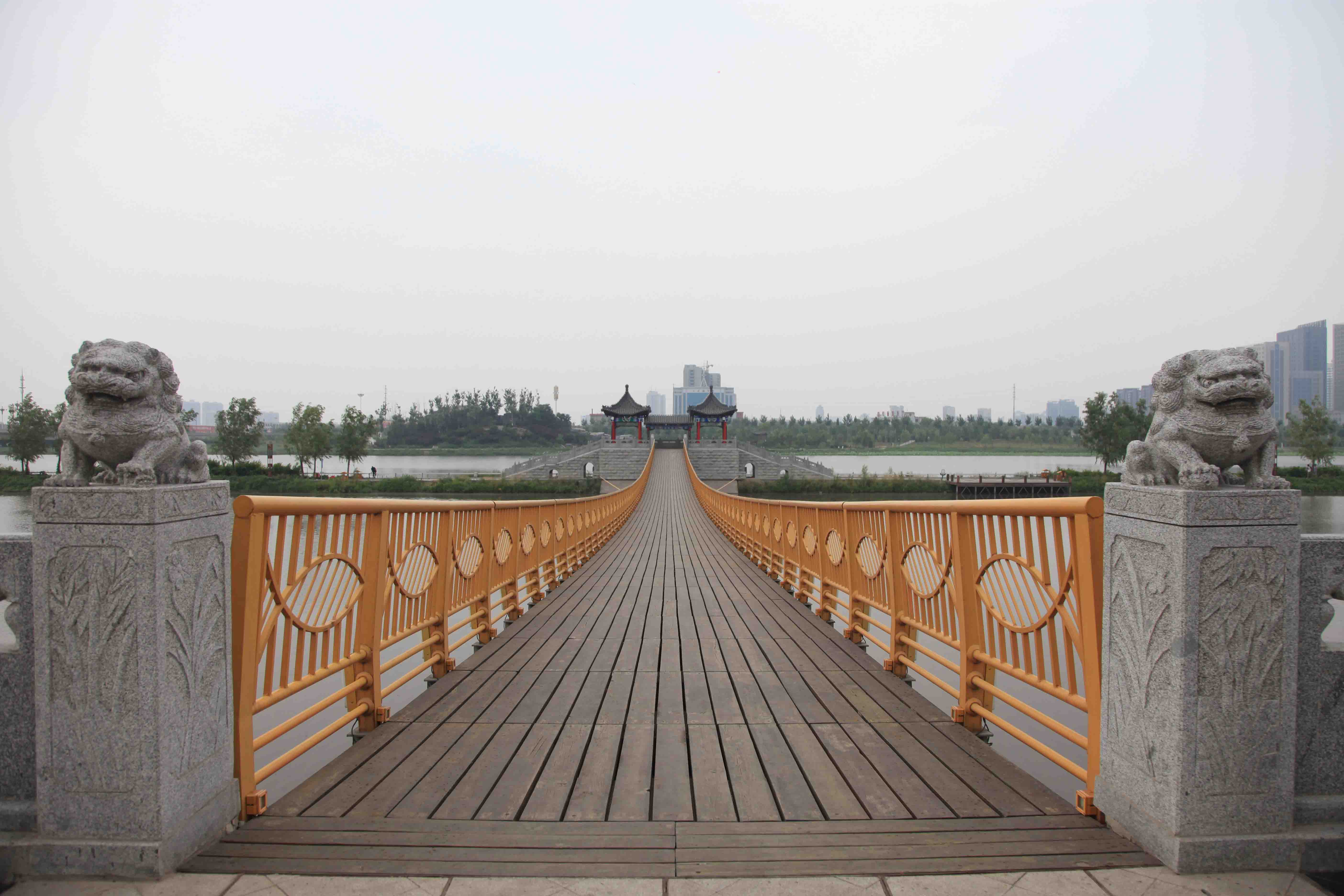 target="_blank" href="/item/临汾市">临汾市 /a>汾河公园位于临汾