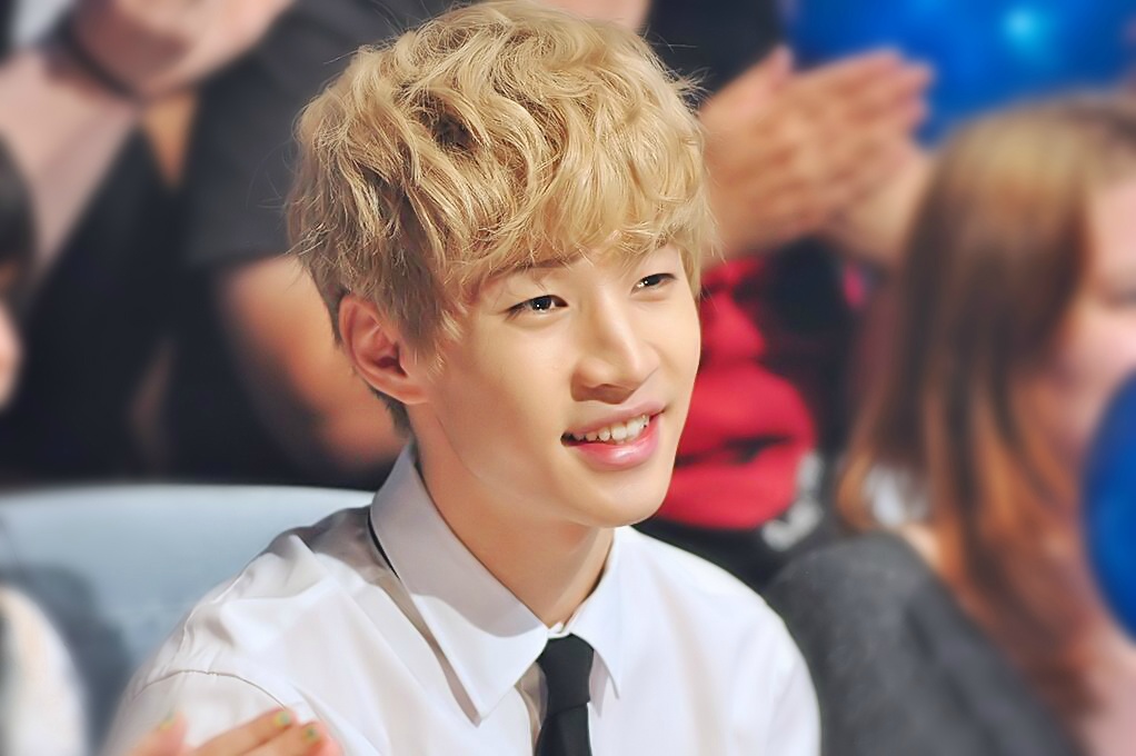  p>刘宪华(henry lau),1989年10月11日出生于加拿大,就读于伯克利音乐