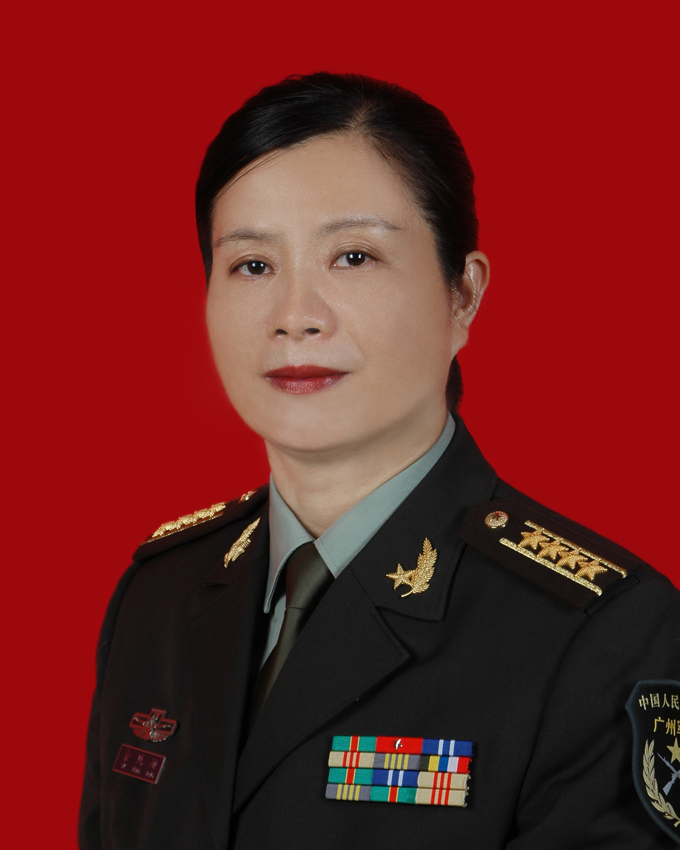 毕业于 a href="#" data-lemmaid="1736144">第二军医大学 /a>,从事