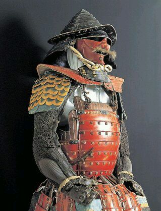 朱漆涂紫丝素显威五枚胴丸具足