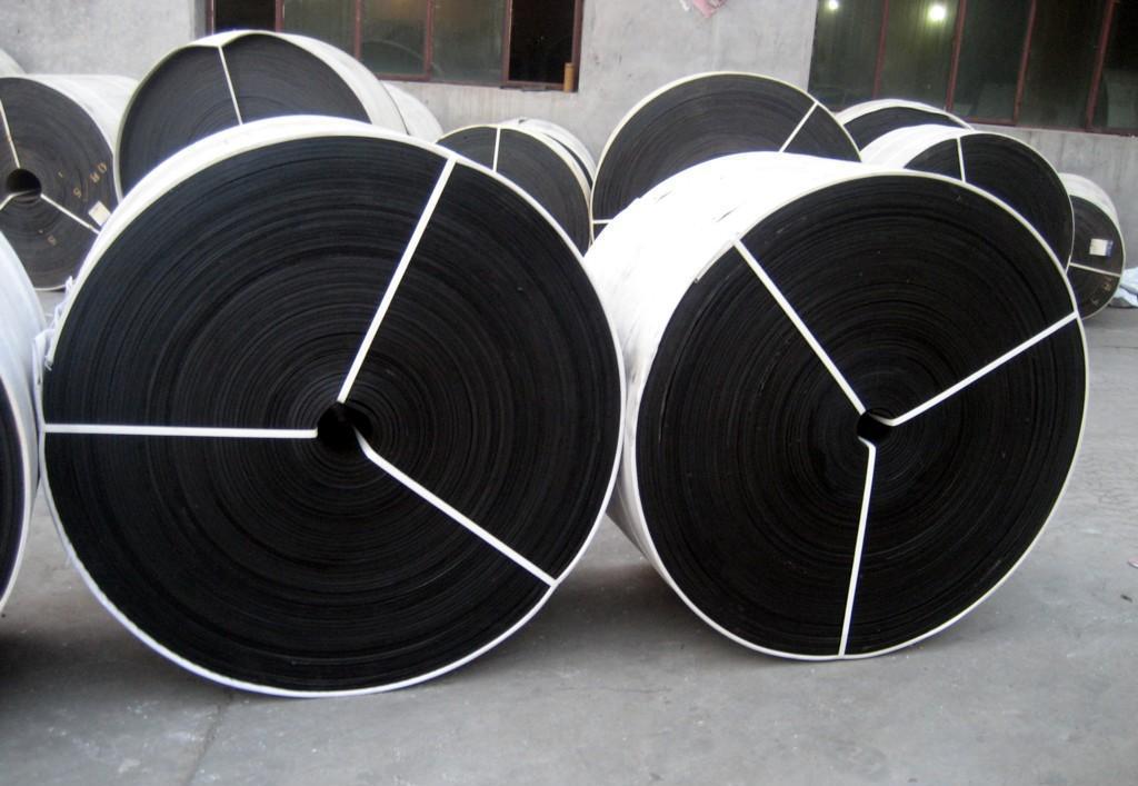  p>橡胶输送带有耐热带,耐磨带,耐灼烧带,耐油带,耐碱带,耐碱带,耐热