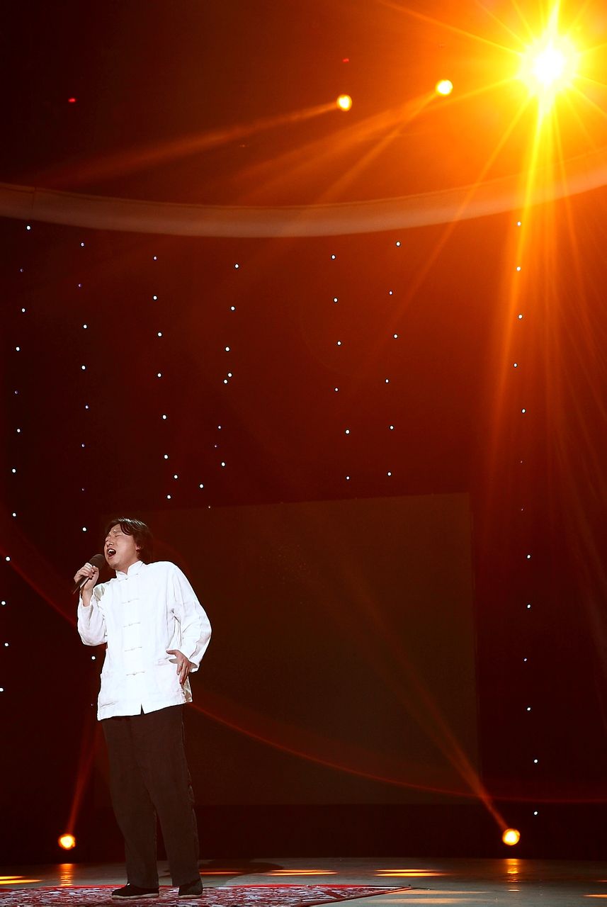  p data-id="gnvk4go3tl">贺国丰,音乐人,歌手,画家.