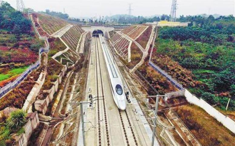 high-speed railway),简称成渝高铁,又称成渝客运专线,成渝客专是 