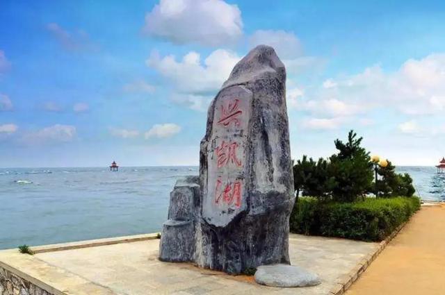 大兴凯湖