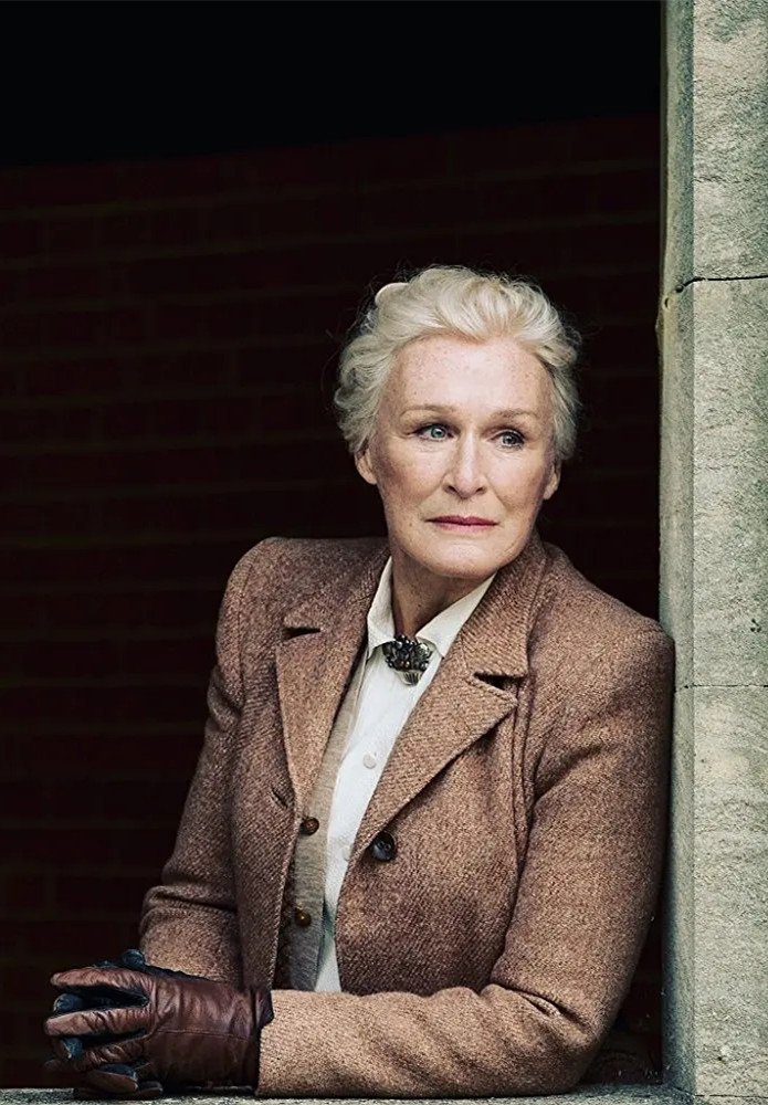  p>格伦·克洛斯 i>(glenn close) /i>,1947年3月19日出生于美国