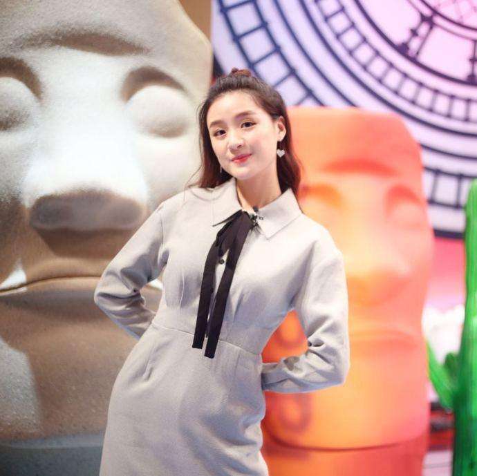 陈超婚礼现场国风惊艳，《非正式会谈》的粉丝们：好看！_百科TA说
