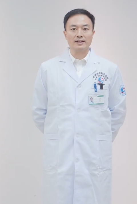  p data-id="2j2skfymukj">程栋是江西上饶广丰县洋口镇壶村人,父母都