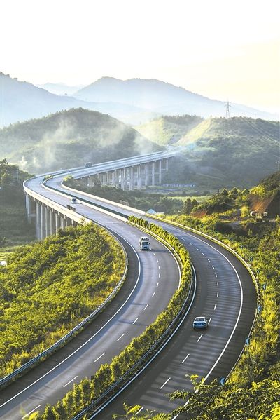 百色至隆林高速公路