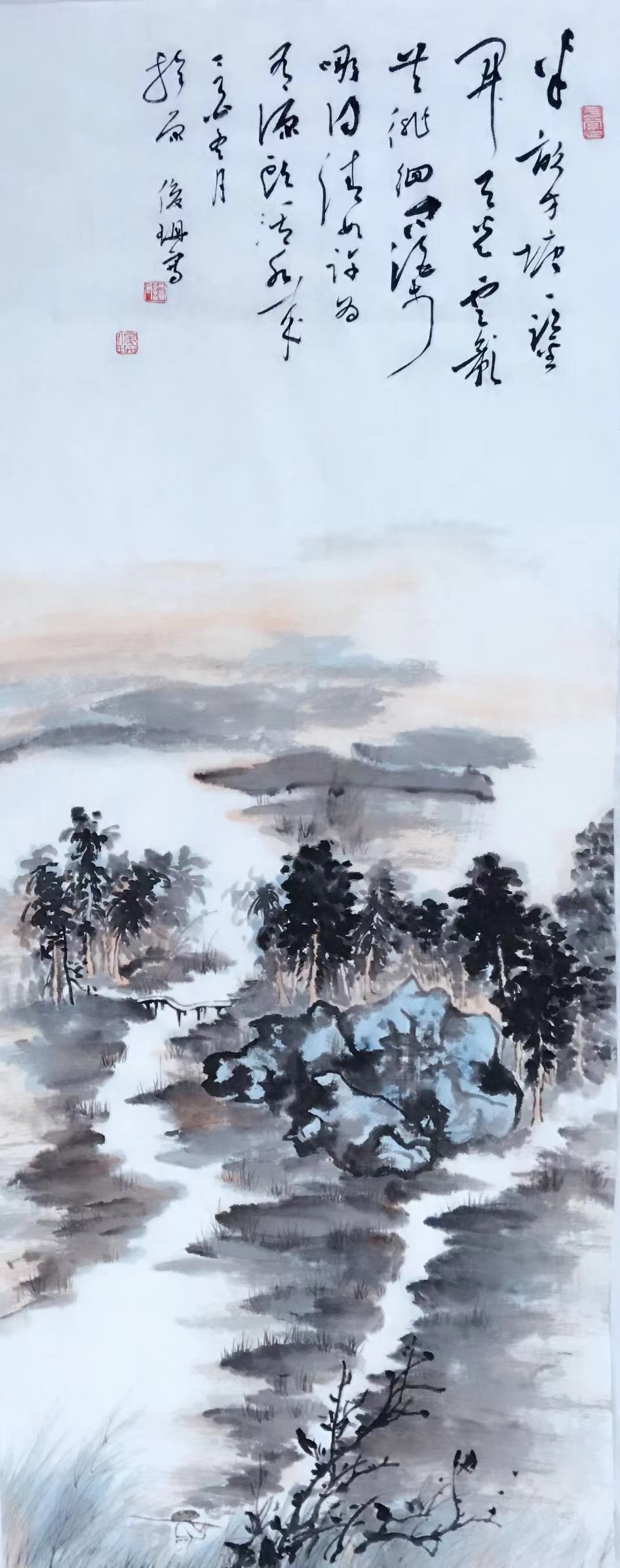 ">谭俊珊 祖籍湖北十堰,职业画家,齐白石再传弟子,中国书画家协会会员