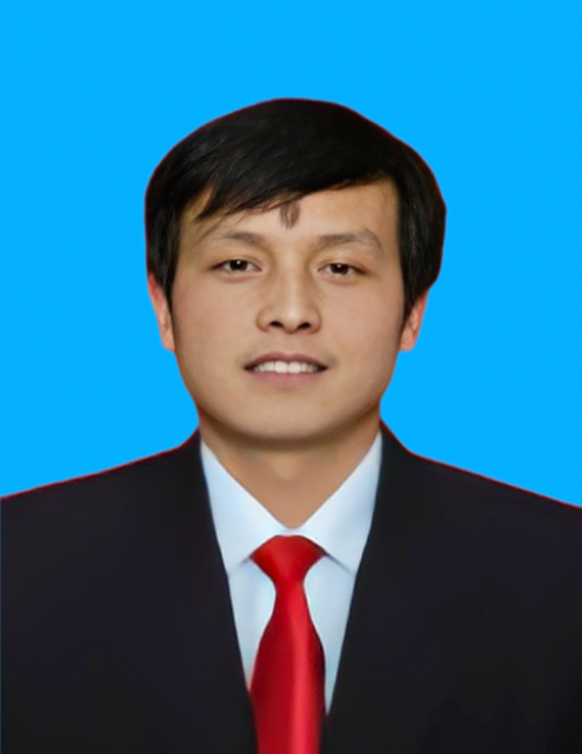  p>王锁明,现任山西省晋中市左权县教育工委书记,教育局党组书记,局长