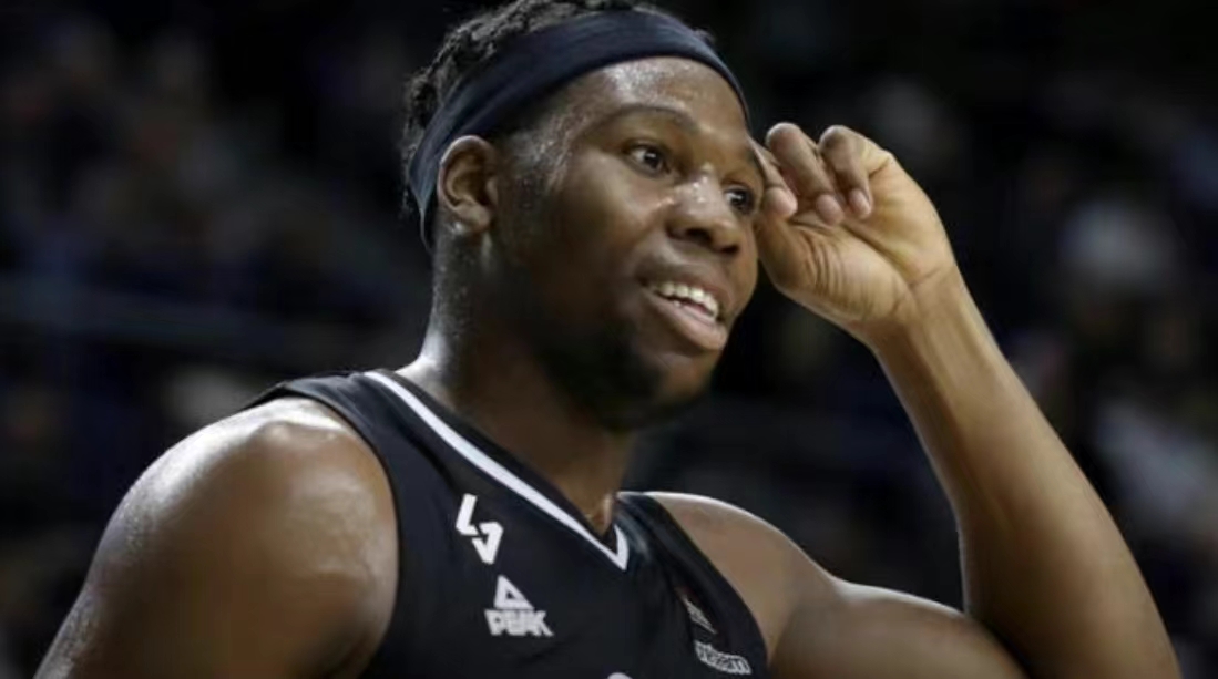  p>盖尔雄·亚布塞莱(guerschon yabusele),1995年12月17日出生于法国