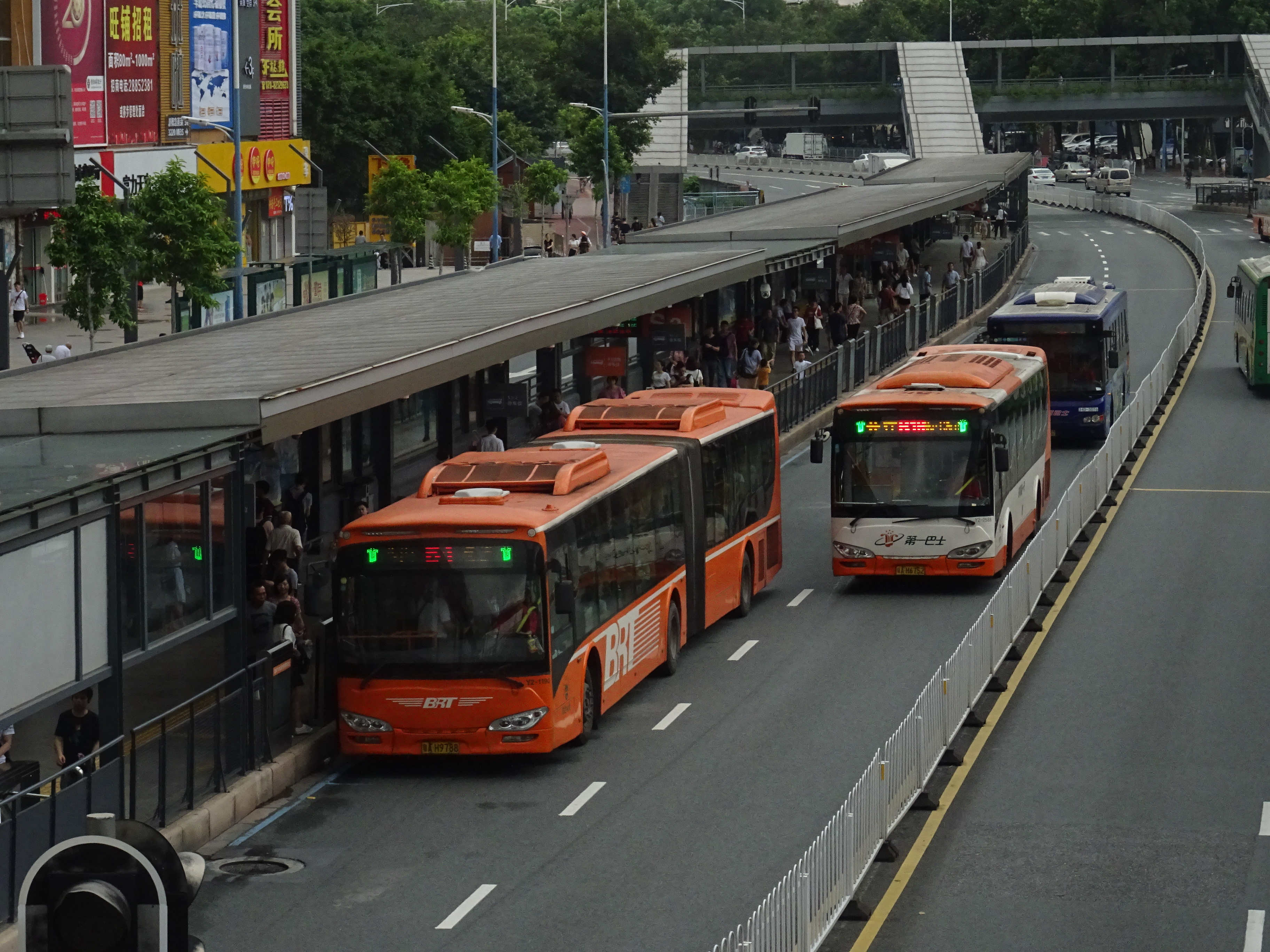  p data-id="gnwugll311">广州快速公交(guangzhou bus rapid transit