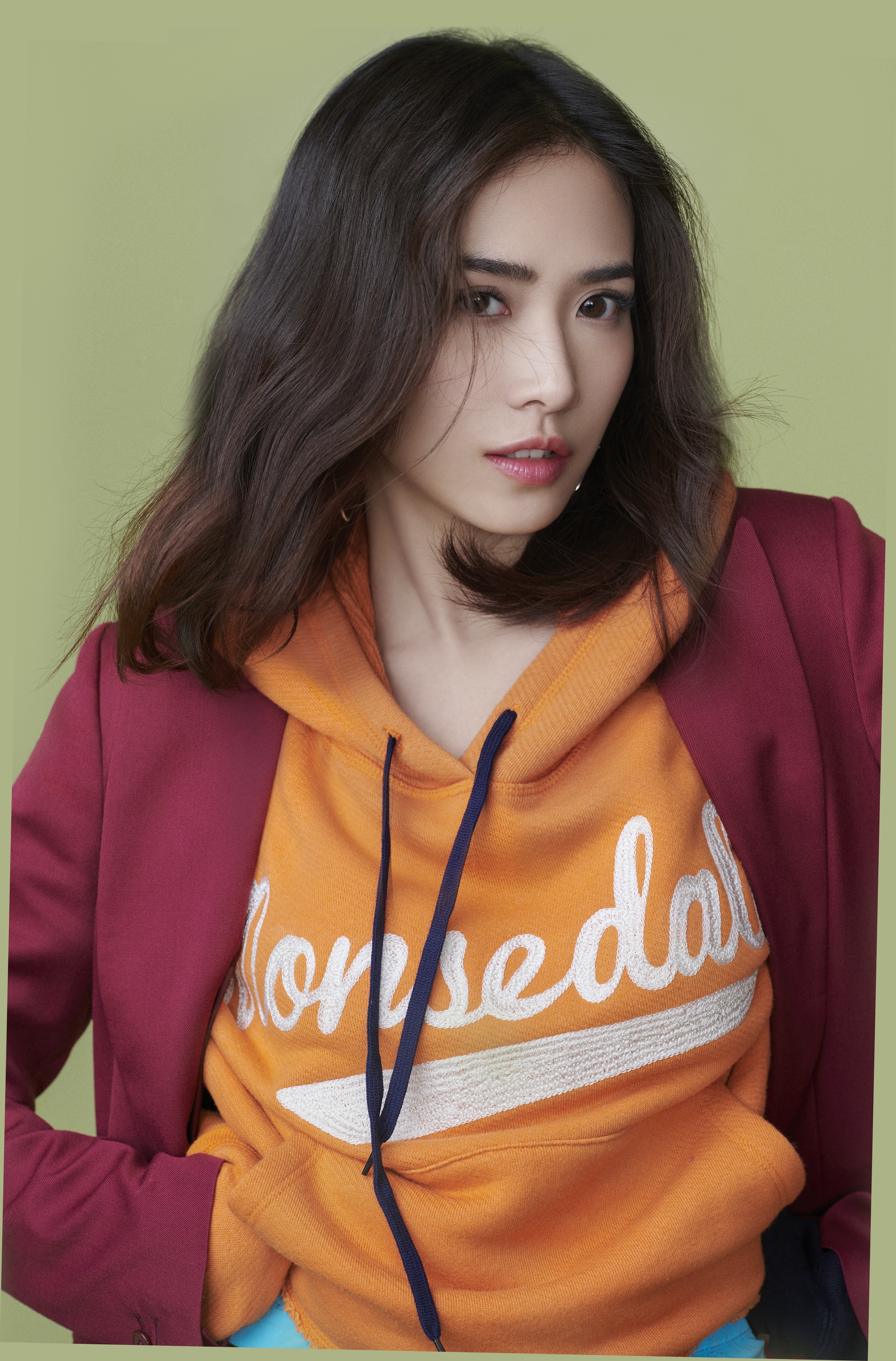  p>刘美彤,1996年2月13日出生于重庆市,中国内地女演员,毕业于上海