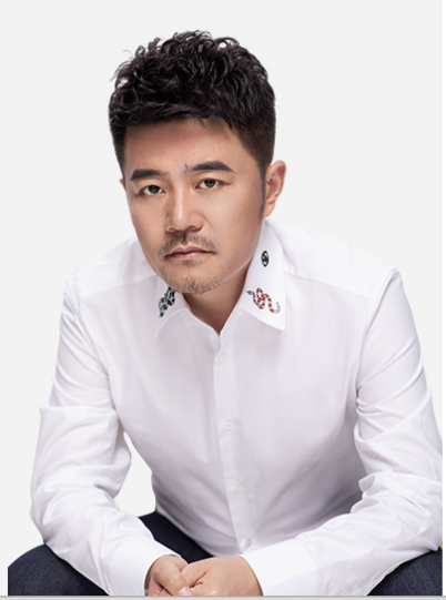 刘鸿飞,男,汉族,1980年出生于江苏省连云港,,快手直播达人,深圳安杰拉