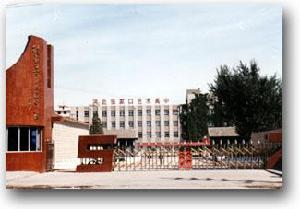  p data-id="gn31sok0v2">张家口市第三中学创建于1951年,原为张家口