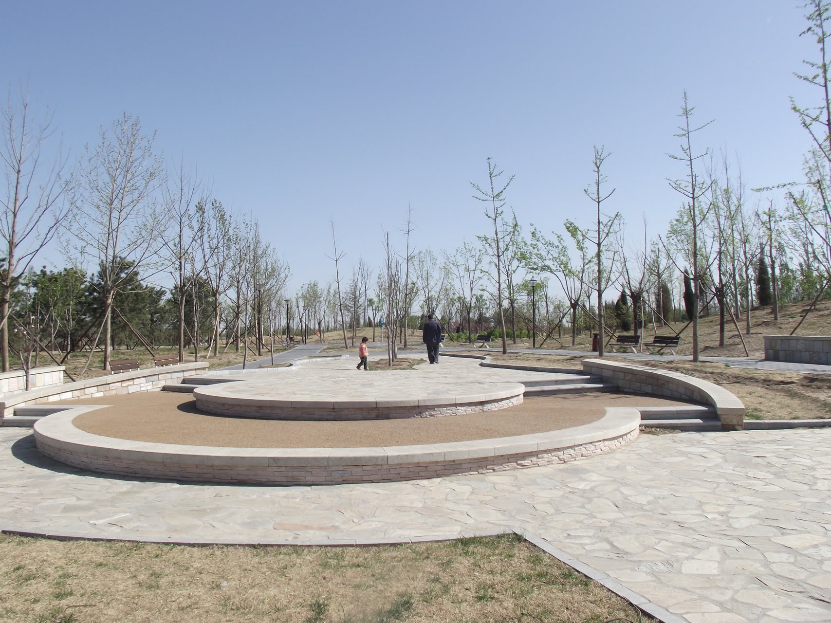  p>看丹公园位于北京市的西南部,丰台区花乡看丹村内,位于西南四环和