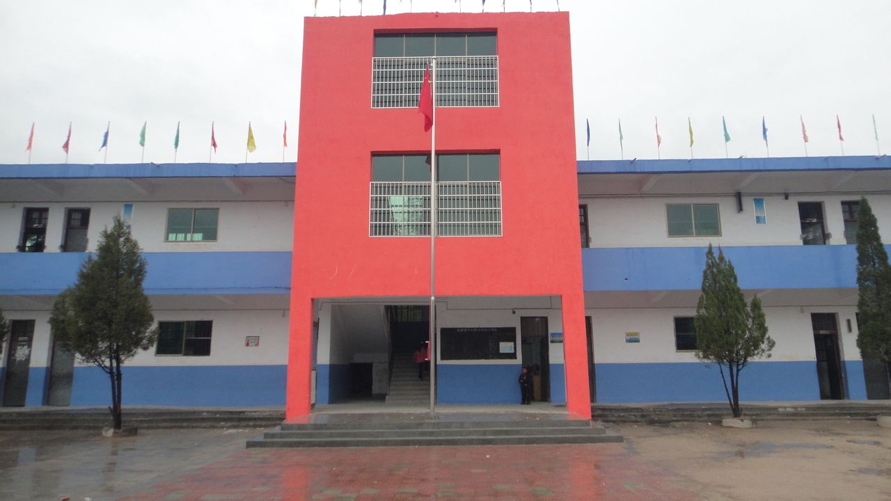 修水县大桥镇中心小学