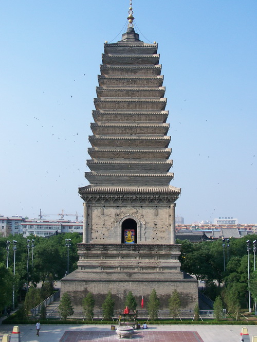  p>朝阳南塔位于辽宁省 a href="#" data-lemmaid="6818">朝阳 /a>市 