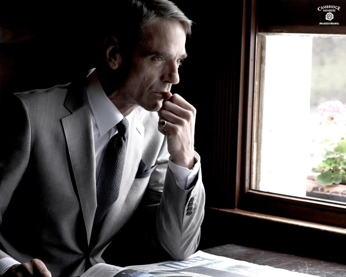 风雨后/10921959" data-lemmaid="10921959">故园风雨后 /a>》中展露