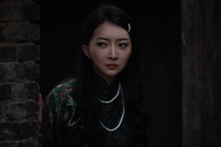  p>《半夜不要照镜子》是由 a href="#" data-lemmaid="688537">牛