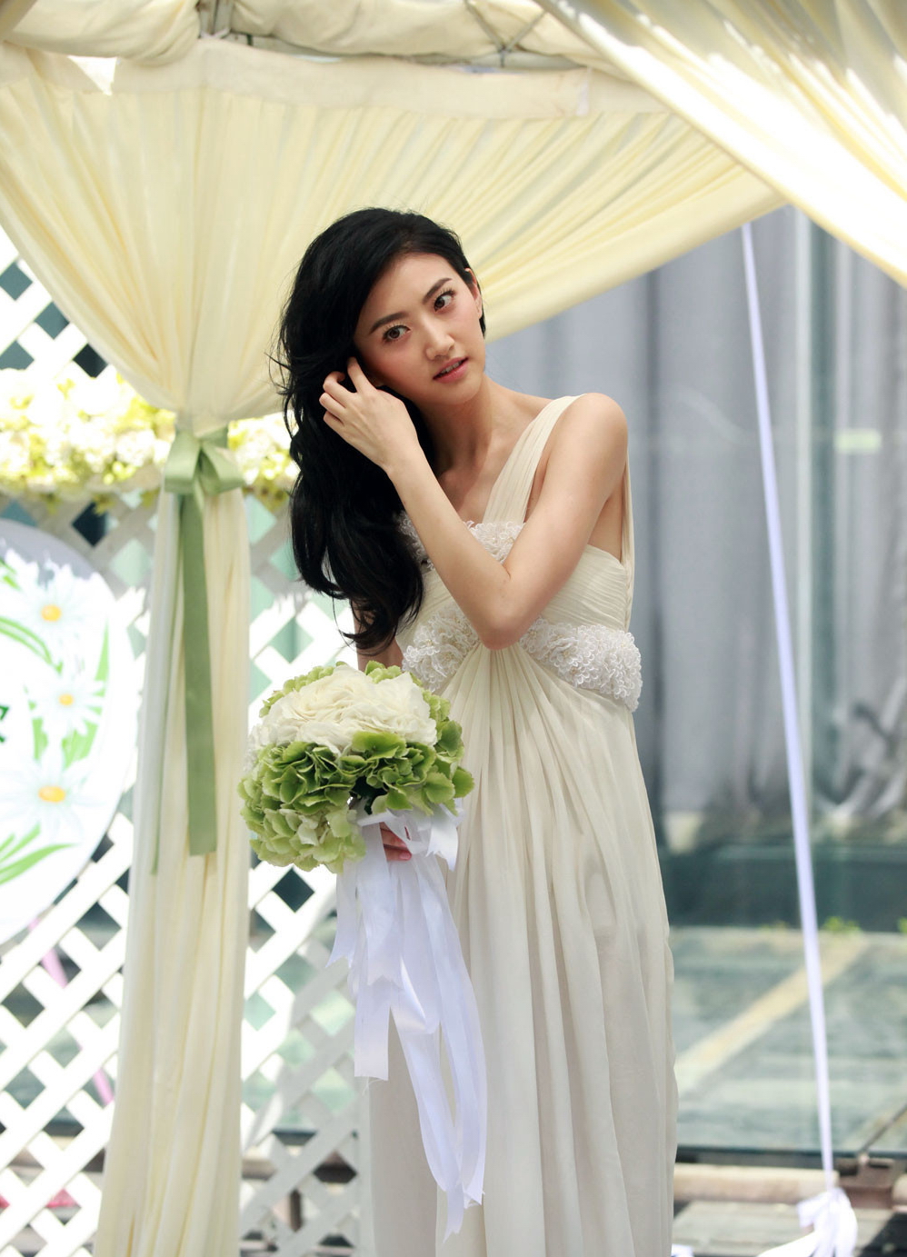  p>《新妈妈再爱我一次》是由 a target="_blank" href="/item/金世勋