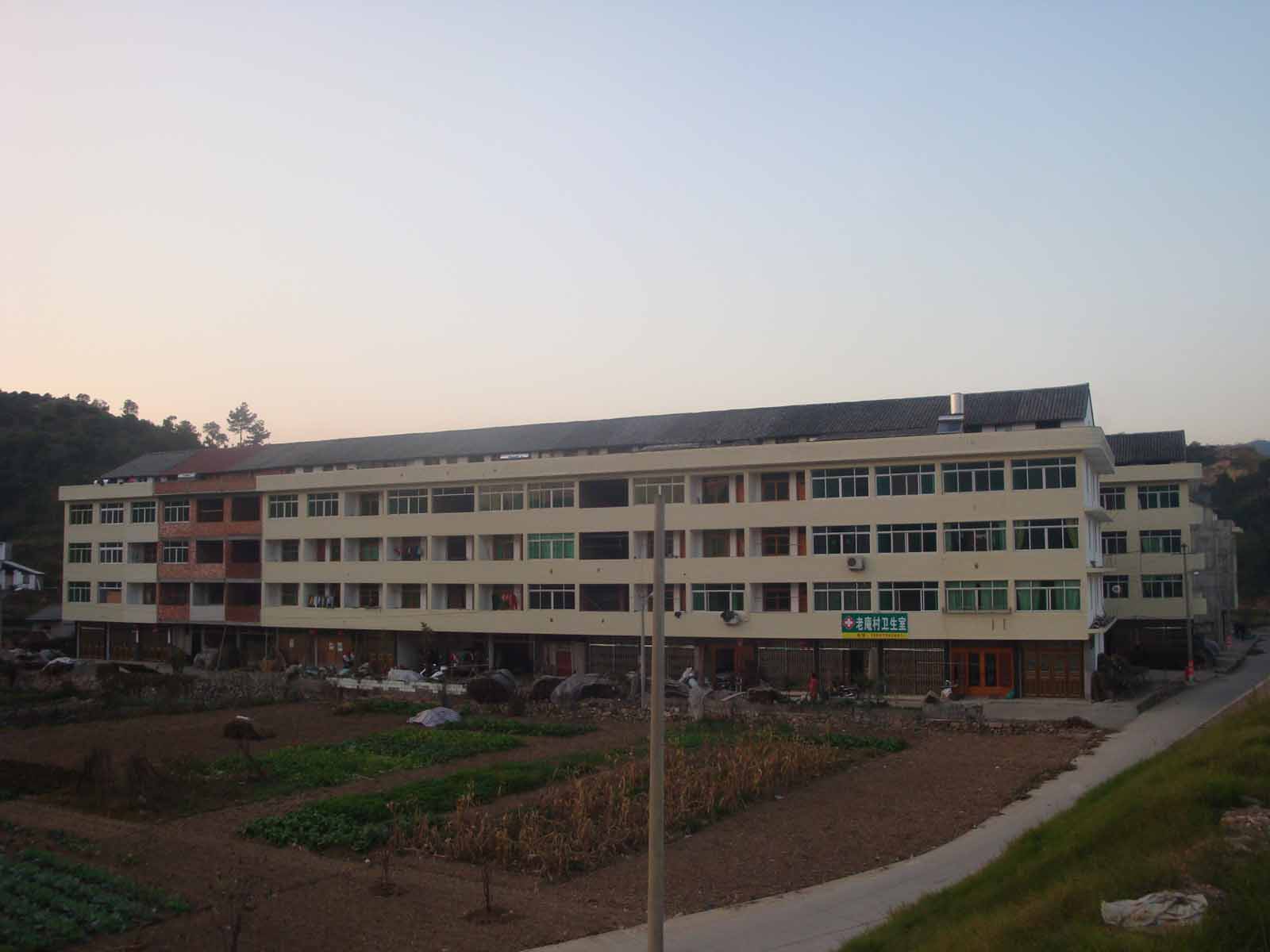 枫林镇,隶属浙江省温州市永嘉县,位于楠溪江