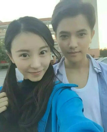  p>嘉祥县第一中学,简称嘉祥一中,始建于1951年春,学校现分为 a