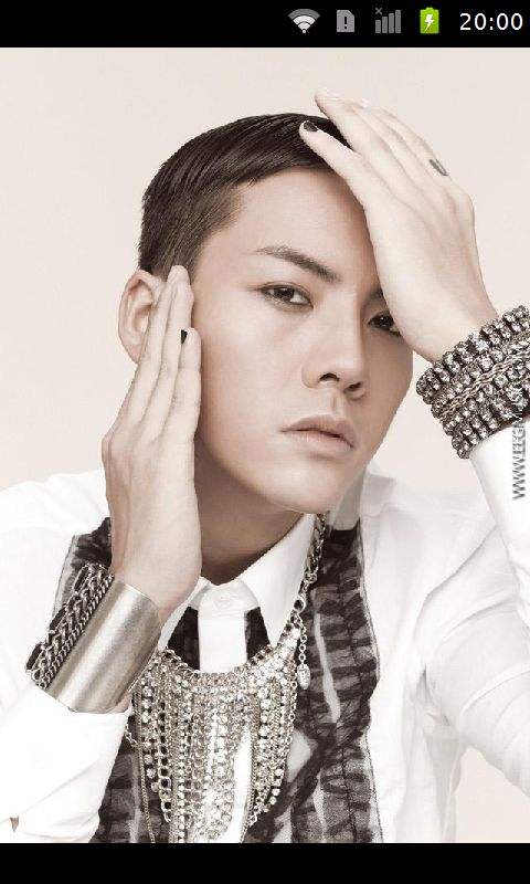 lemmaid="50041231">中国香港 /a>,祖籍广东省云浮市,华语影视男演员