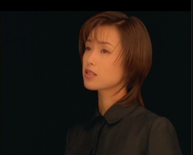  p>《镜中的裙子》是日本歌手酒井法子演唱的歌曲,收录于专辑