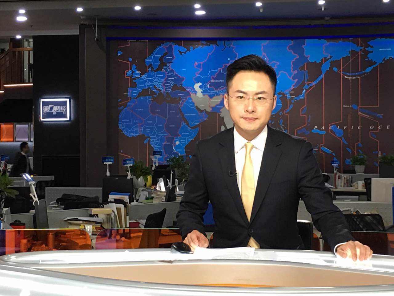 是上海电视台 a target="_blank" href="/item/东方财经浦东频道