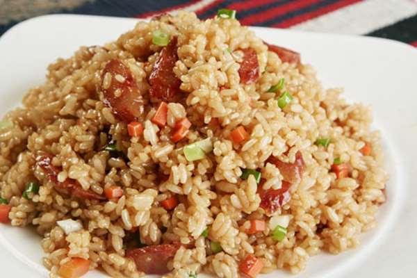 肉丁炒饭