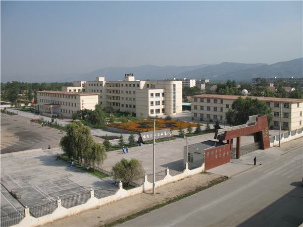 西宁市湟中区多巴高级中学