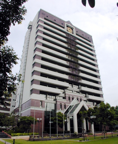  p>曼谷大学(泰文:                         