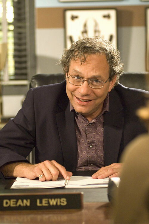  p>南哈蒙理工学院 初现于电影《录取通知》中,原型为加州橙市的 a