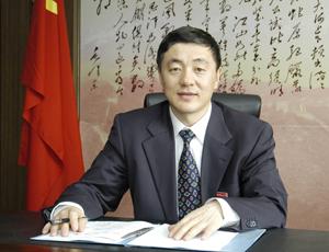  p data-id="gnaqp4sxkh">崔锐捷,男,汉族,1963年7月出生于黑龙江铁力