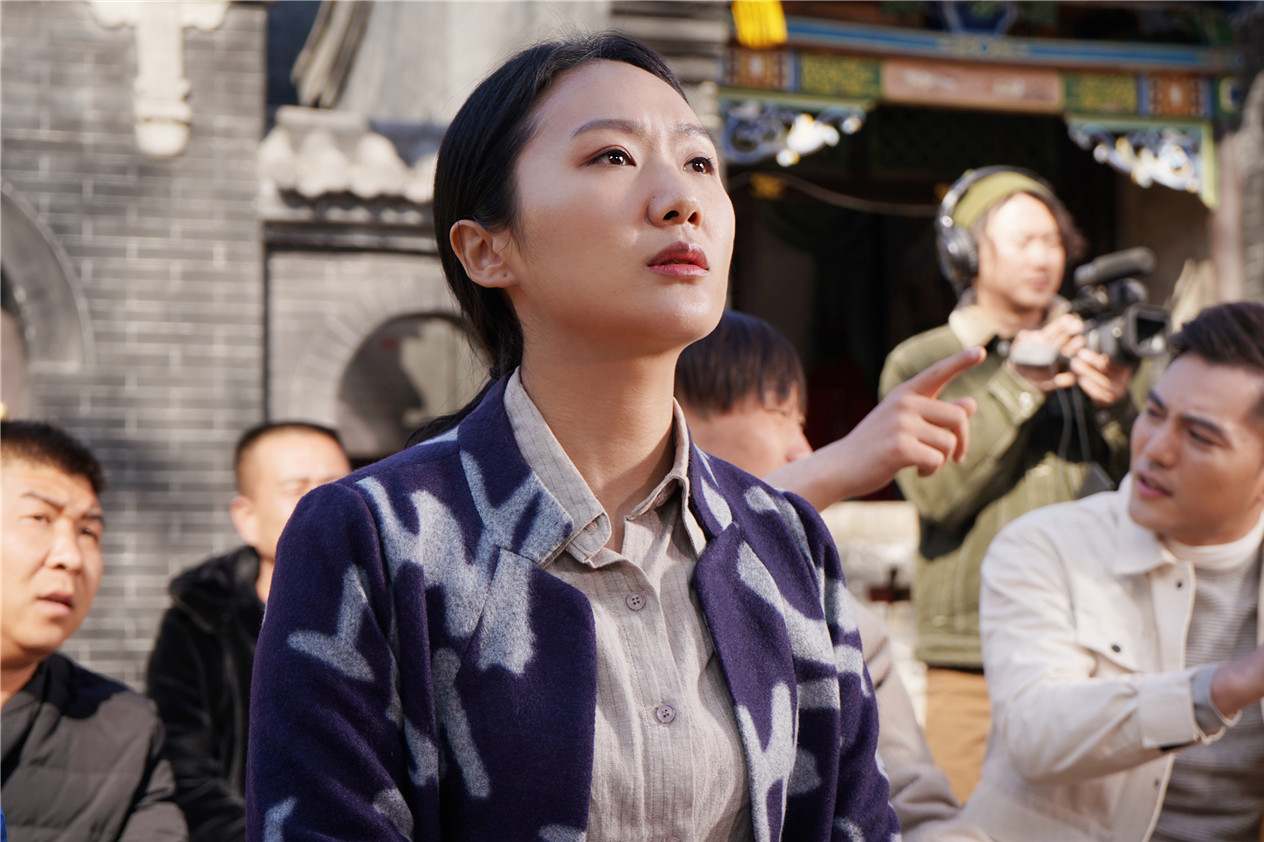  p data-id="gnvh37fjfj">于蓝,出生于山东省济南市,中国内地女演员.