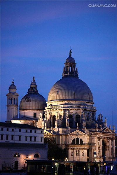  p>大运河(grand canal),是中国东部平原上的伟大工程,是中国古代劳动