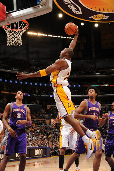  p>扣篮(slam dunk),又称为灌篮,入樽,是 a target="_blank" href="