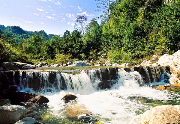 南召宝天曼, a target="_blank" href="/item/国家aaaa级景区">国家