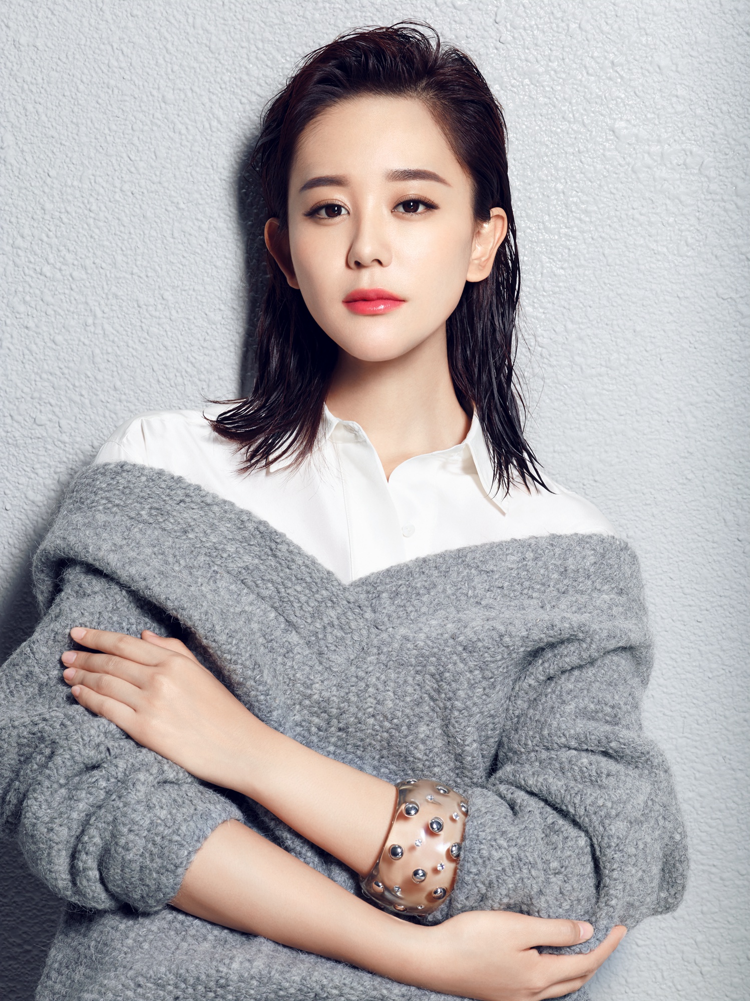  p>海陆,1984年10月15日出生于河南省郑州市,中国内地女演员,毕业于 a