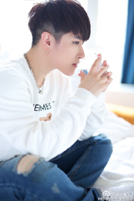 李晨佑