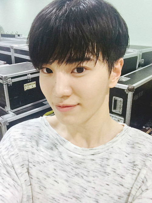  p data-id="gnwmaj8wli">李成钟(lee seongjong),1993年9月3日出生于