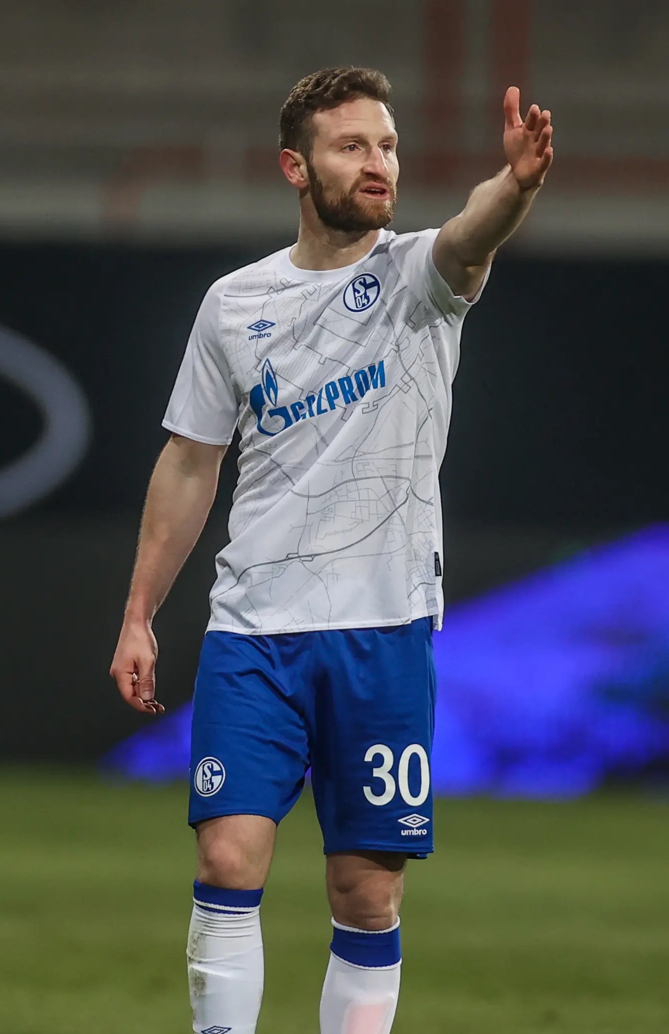  p>施科德兰·穆斯塔菲(shkodran mustafi),1992年4月17日出生于 a