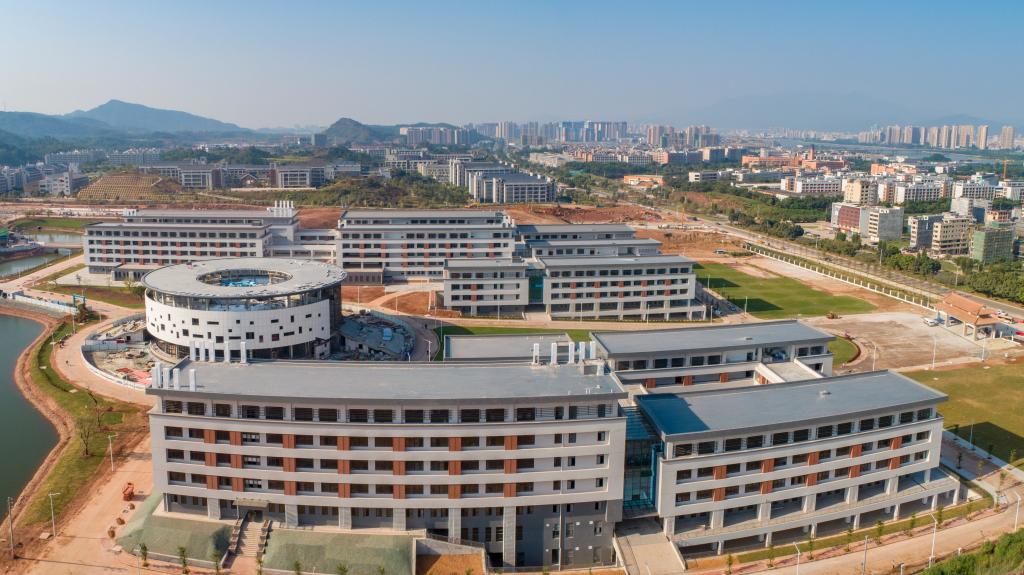 广东技术师范大学河源校区
